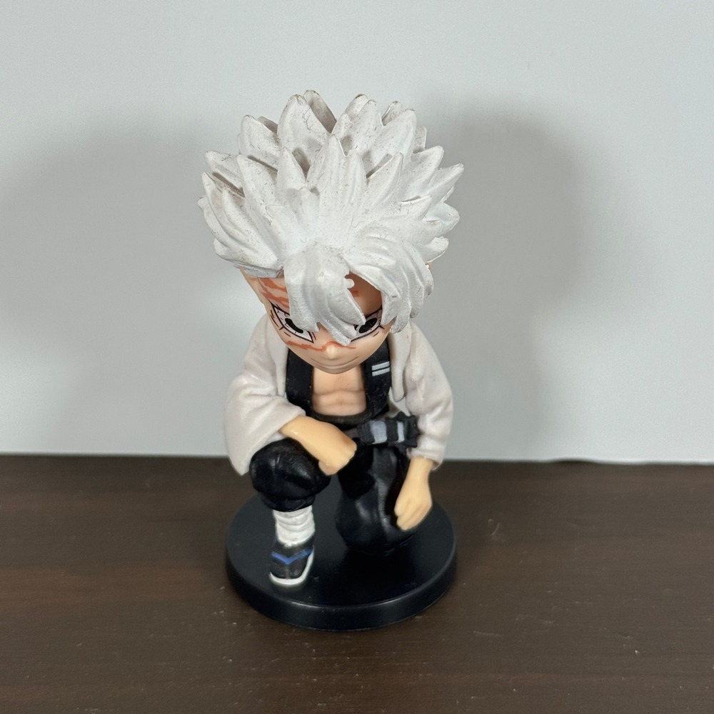 Demon Slayer Sanemi Shinazugawa Mini Figure Wind Hashira Anime White 3in Used